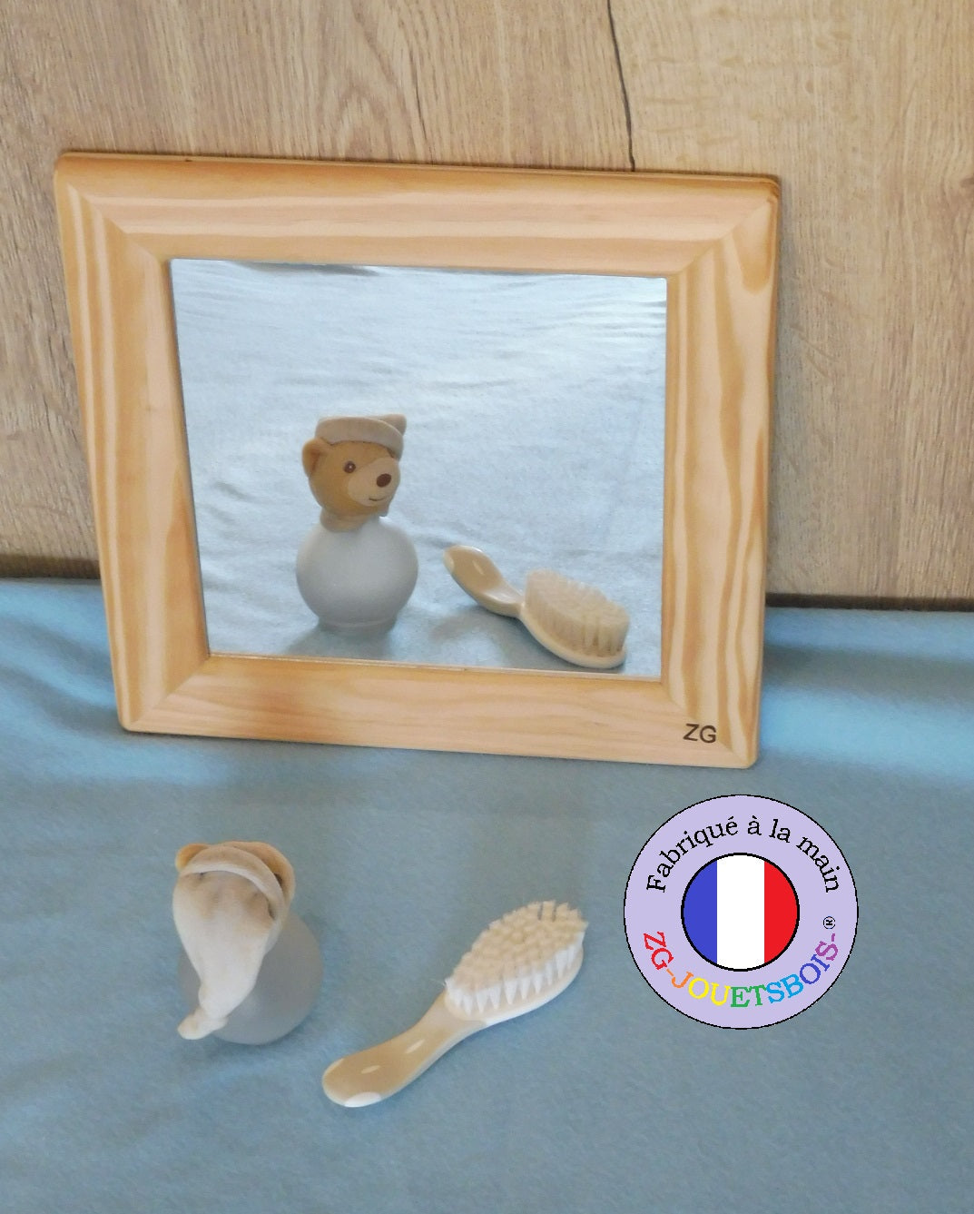 Miroir à main Montessori 32x32 cm découverte soi bébé éveil sensoriel fabrication artisanale