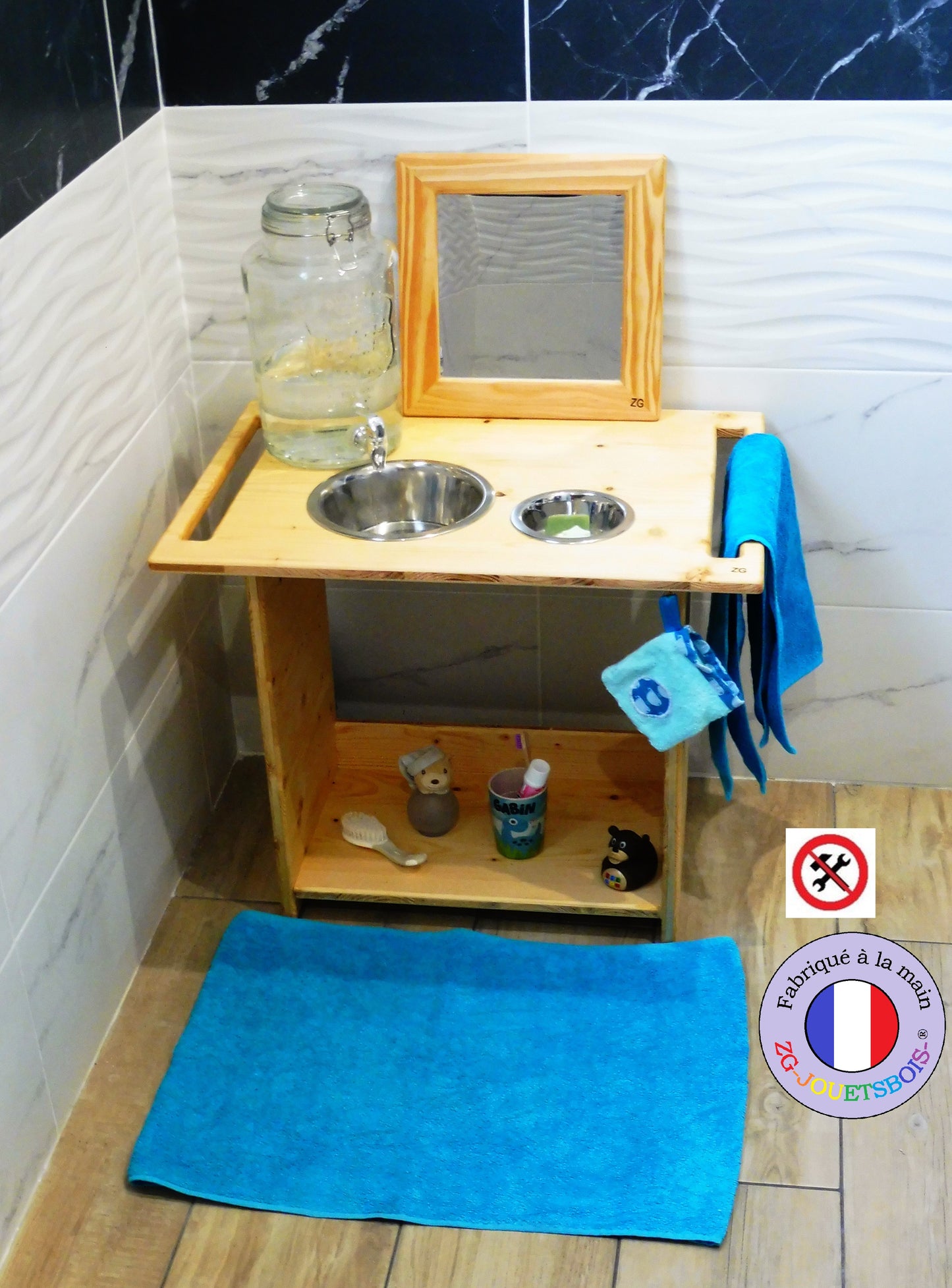 Mesa de lavado Montessori + espejo de mano